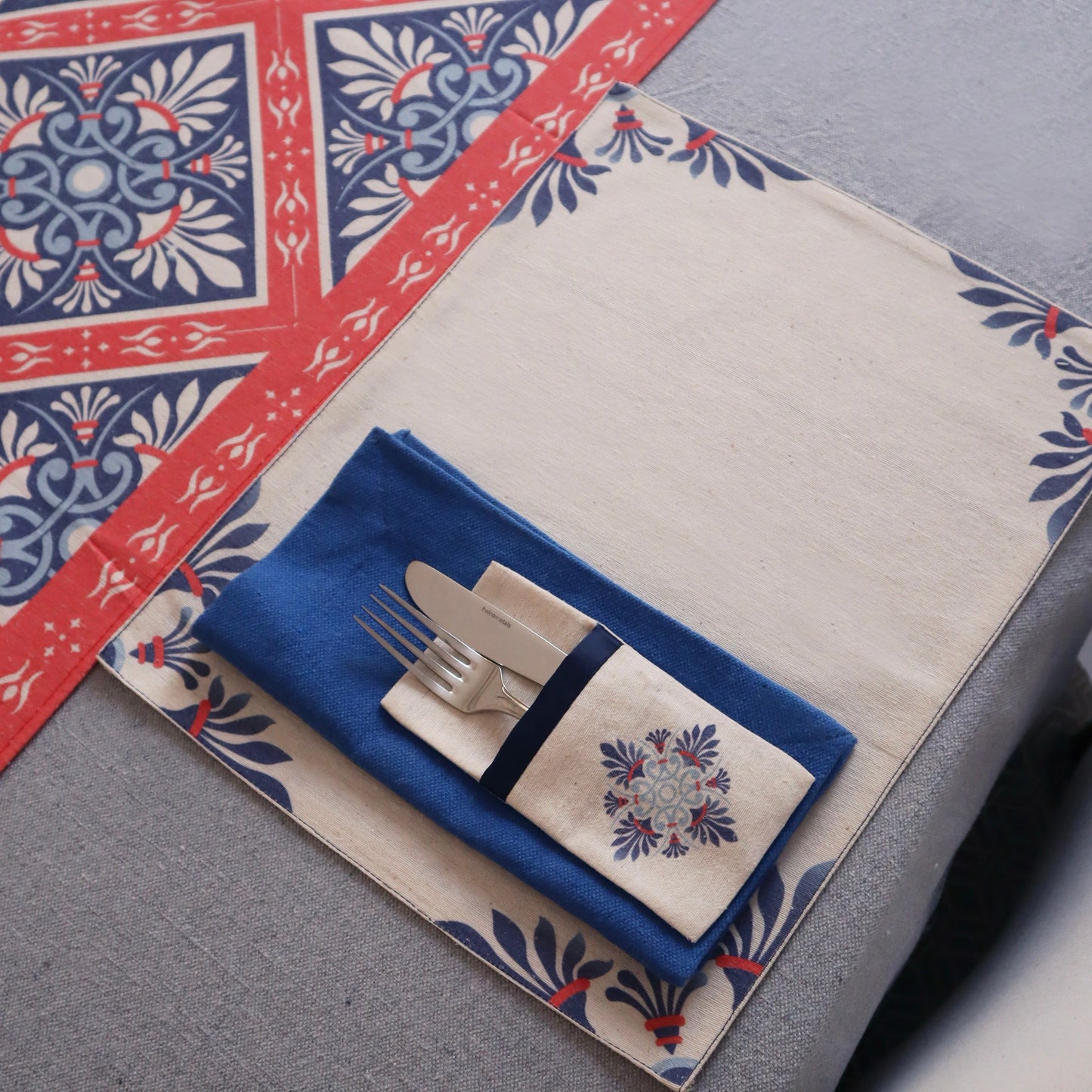 Basic Napkins Set Of 8 Pieces