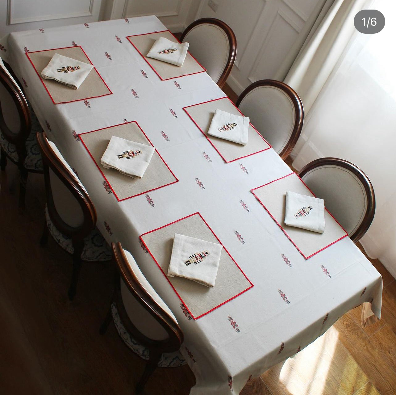 Kracker Napkins Embroidery Set of 8 Pieces