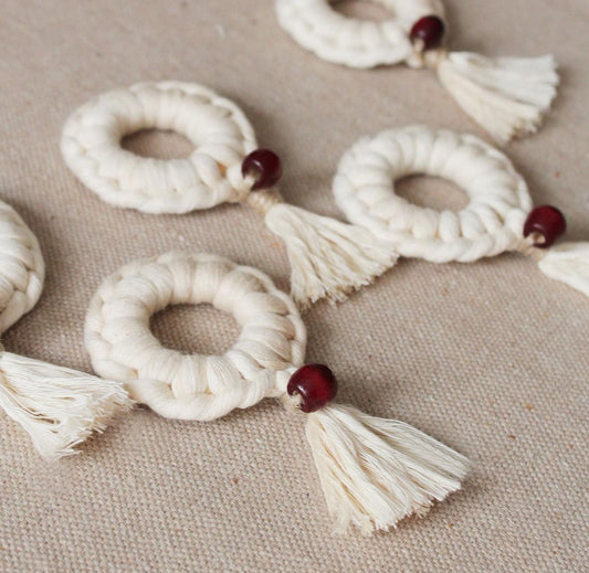 Knoll Napkin Ring Set of 8 Pieces