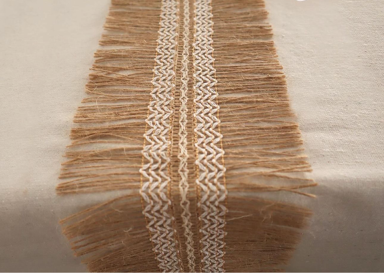 Bolo Mallow Runner