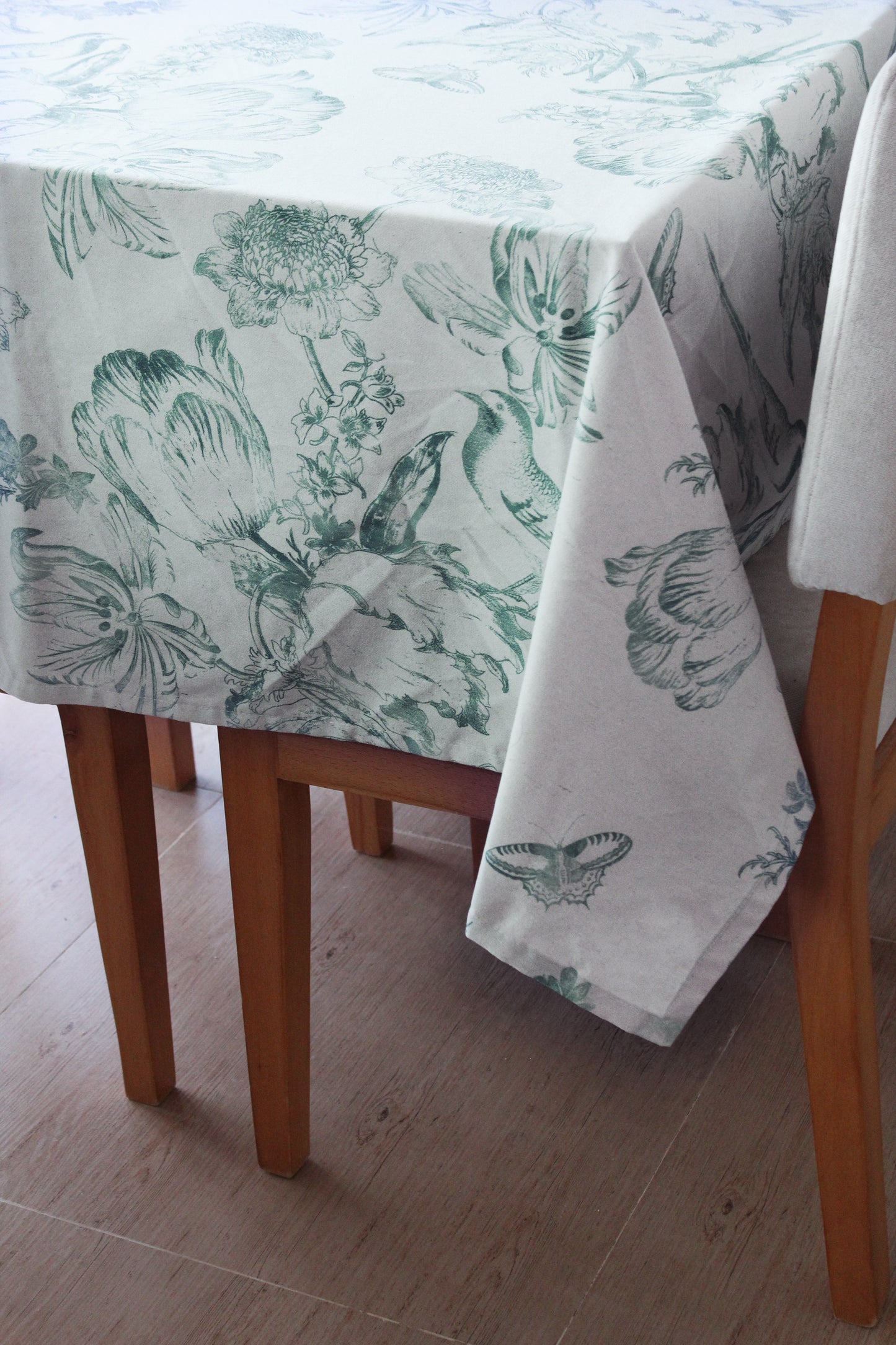 Bluma Tablecloth