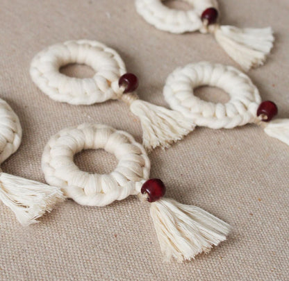 Knoll  Napkin Ring Set of 8 Pieces